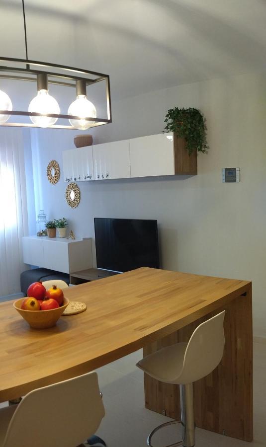 Carme Apartment Hospitalet De L'Infant Luaran gambar